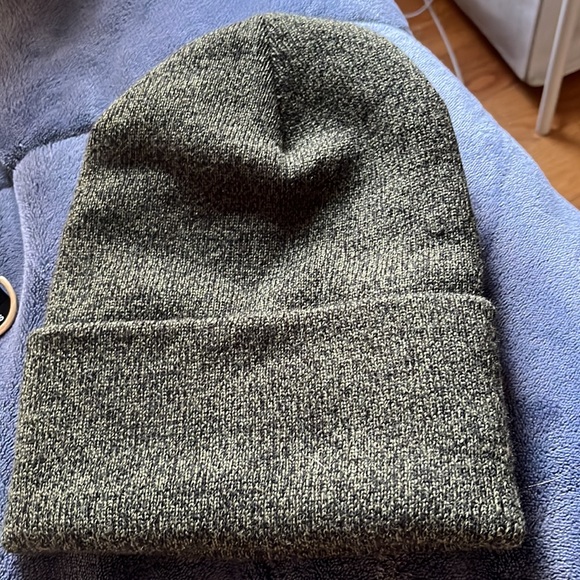 carhartt beanie - Picture 2 of 3